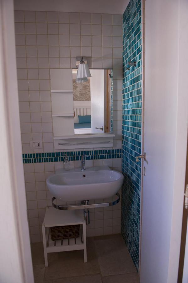 Room'S Cacamece Monopoli Exteriör bild